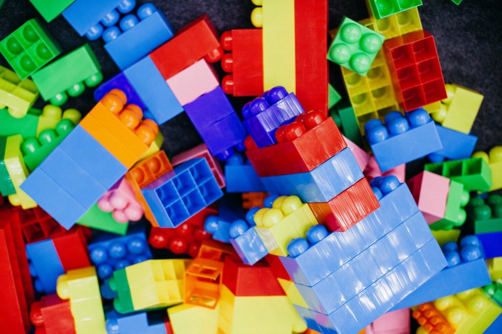 There are many educational benefits from Lego for children, which you can use to teach your child how to read, write and develop deep mathematical awareness. 